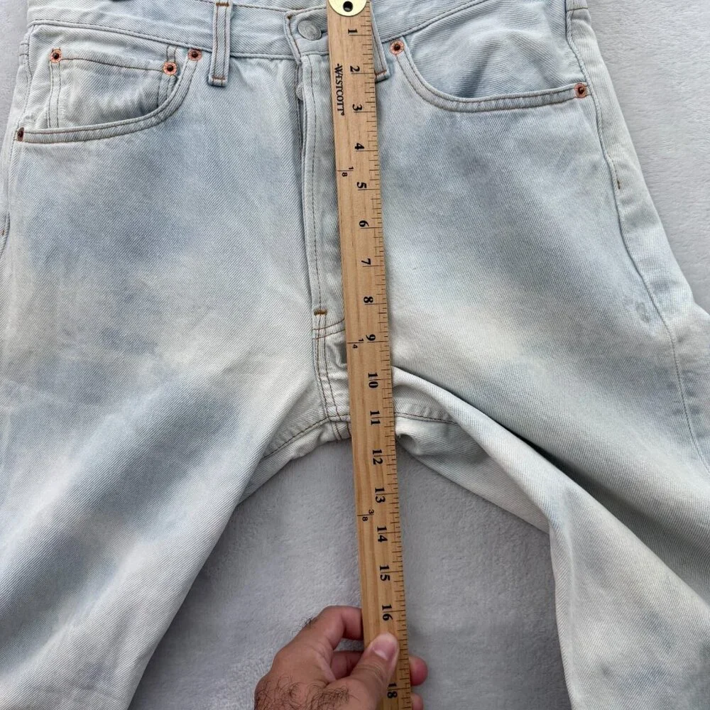 Vintage Levis 501 Jeans Men 31x32 Blue Stone Wash Straight Leg Button Fly 90s